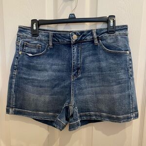 Judy Blue Jean shorts. Size XL